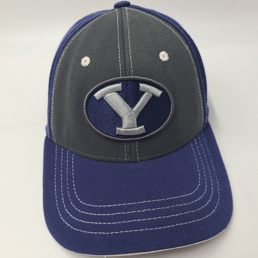 BYU Cougars Hat Fitted M-L Zephyr Gray Blue NCAA Brigham Young University Men